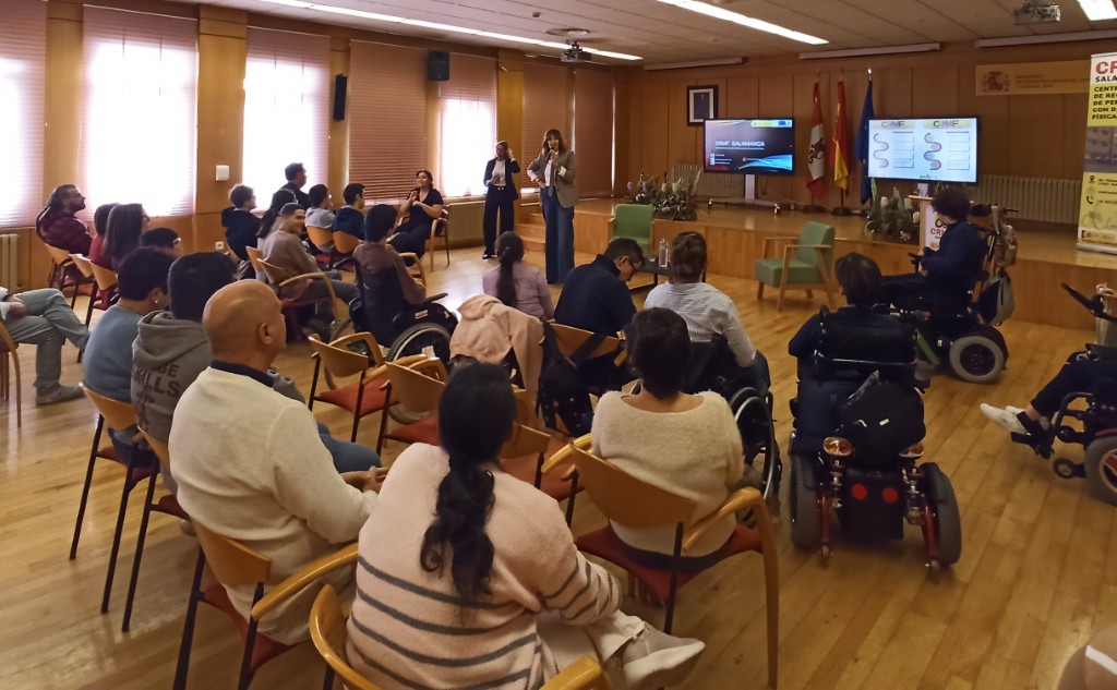 Un momento del encuentro “Mujer y Empresa” celebrado en el CRMF Salamanca.